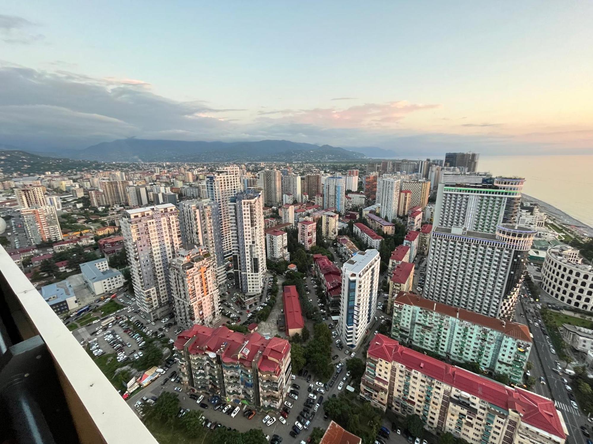 Orbi City Sun Tower 43 Floor Batumi Eksteriør billede